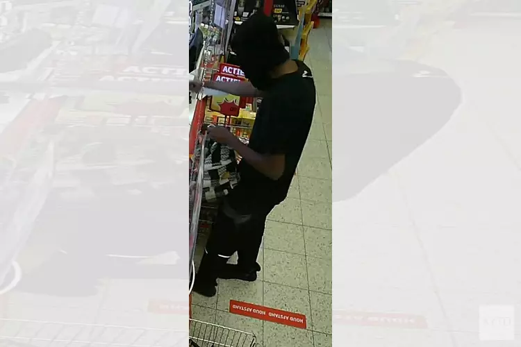 Gezocht: Wie overviel een drogisterij aan de Molenweg in Nijmegen?