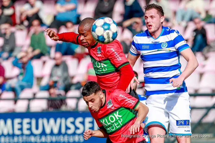 Eindelijk weer fans op de tribune: De Graafschap klopt NEC in Gelderse derby