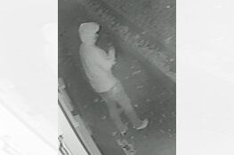 Gezocht: Wie stichtte brand bij een café?