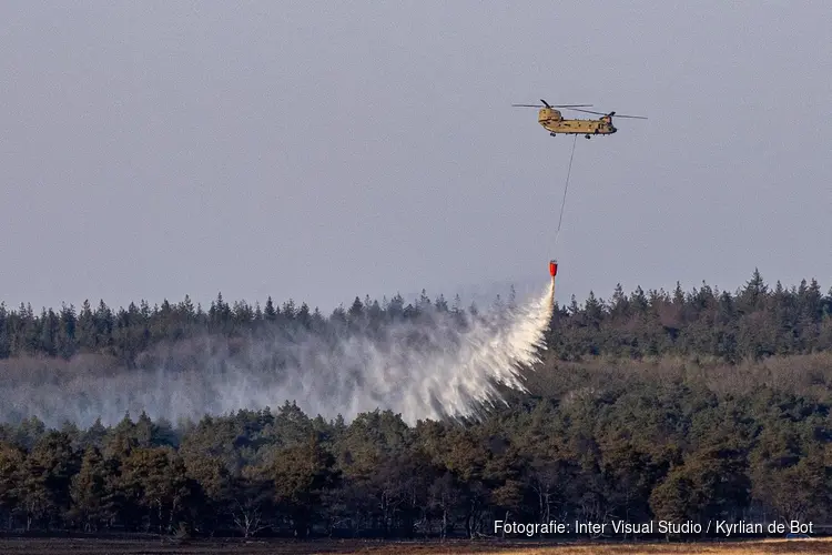 Grote brand op de heide in Ede