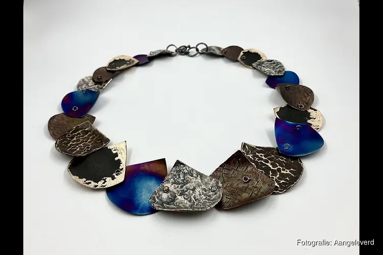 Expositie Drie keer kleur